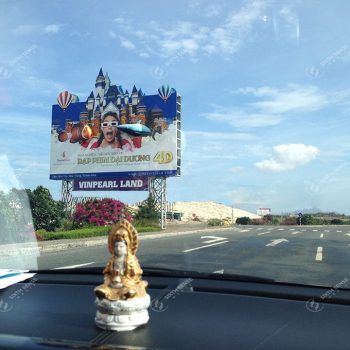Khách hàng Vinpearland quảng cáo billboard tại Nha Trang