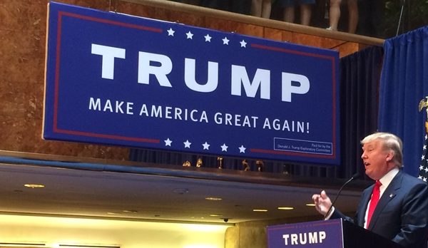 Bài học marketing từ câu Slogan tranh cử của Donald Trump
