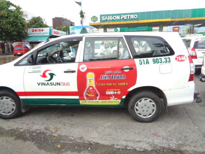 Nước mắm Liên Thành quảng cáo trên taxi Vinasun tại TPHCM