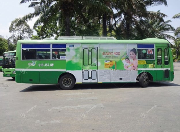 Mega We care quảng cáo trên xe buýt tại Hà Nội và TPHCM