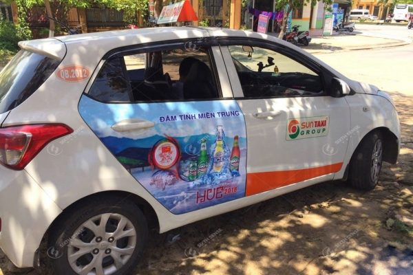 Quảng cáo trên xe Sun Taxi