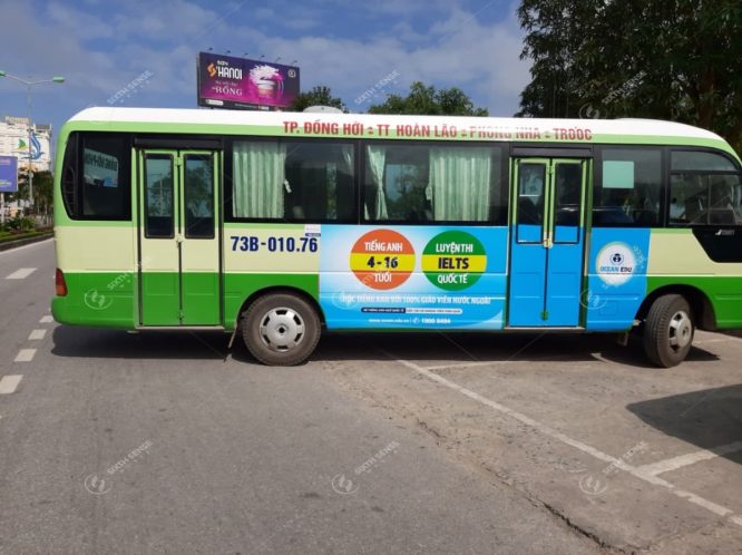 Quảng cáo trên xe buýt tại Quảng Bình