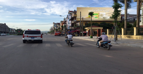 Dưới đây là thông tin chi tiết về Pano quảng cáo tại Ngã tư Hùng Vương – Lê Lợi, Bắc Giang