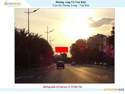 Billboard trên Đường cong Võ Văn Kiệt, Cao tốc Thăng Long - Nội Bài
