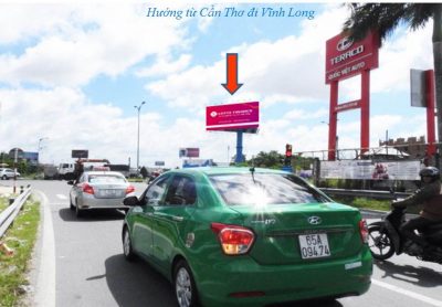 Billboard quảng cáo tại CCT28, đường dẫn Cầu Cần Thơ, Cần Thơ