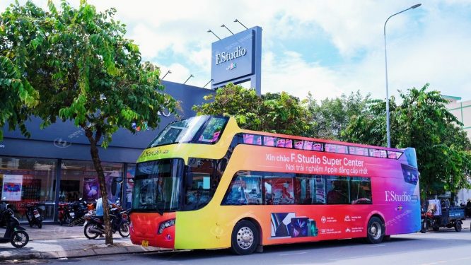 roadshow xe bus 2 tầng