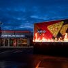 Doritos và Burger King hợp tác tạo ra biển quảng cáo bốc cháy siêu ấn tượng